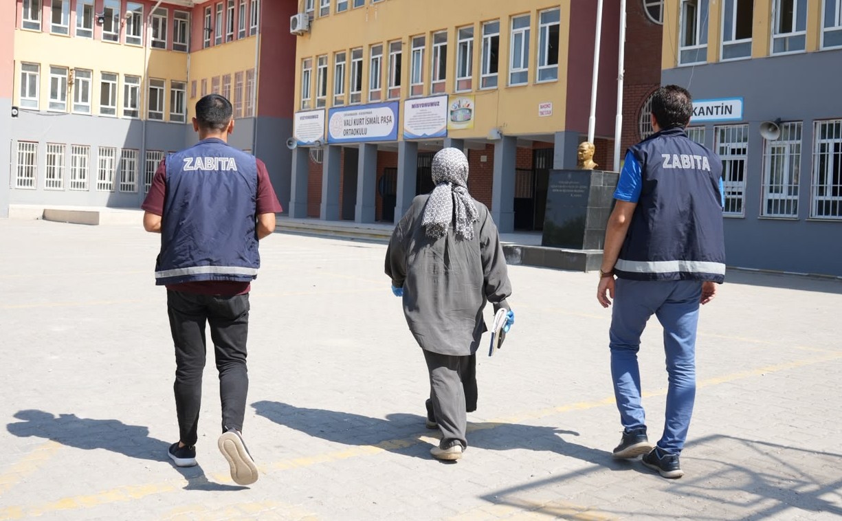 Okulların Açıldığı İlk Gün Kantin Denetimi 