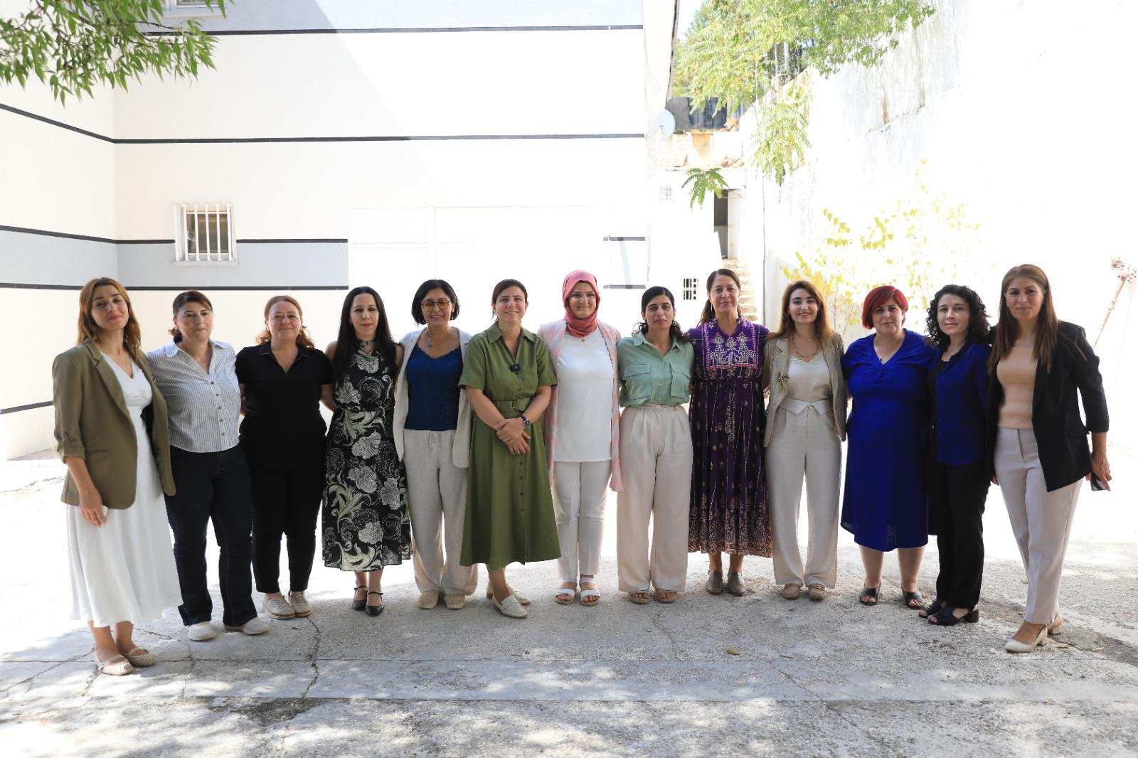 Kadın Eş Başkanlardan “Şiddeti Birlikte Durduracağız” Kampanyası