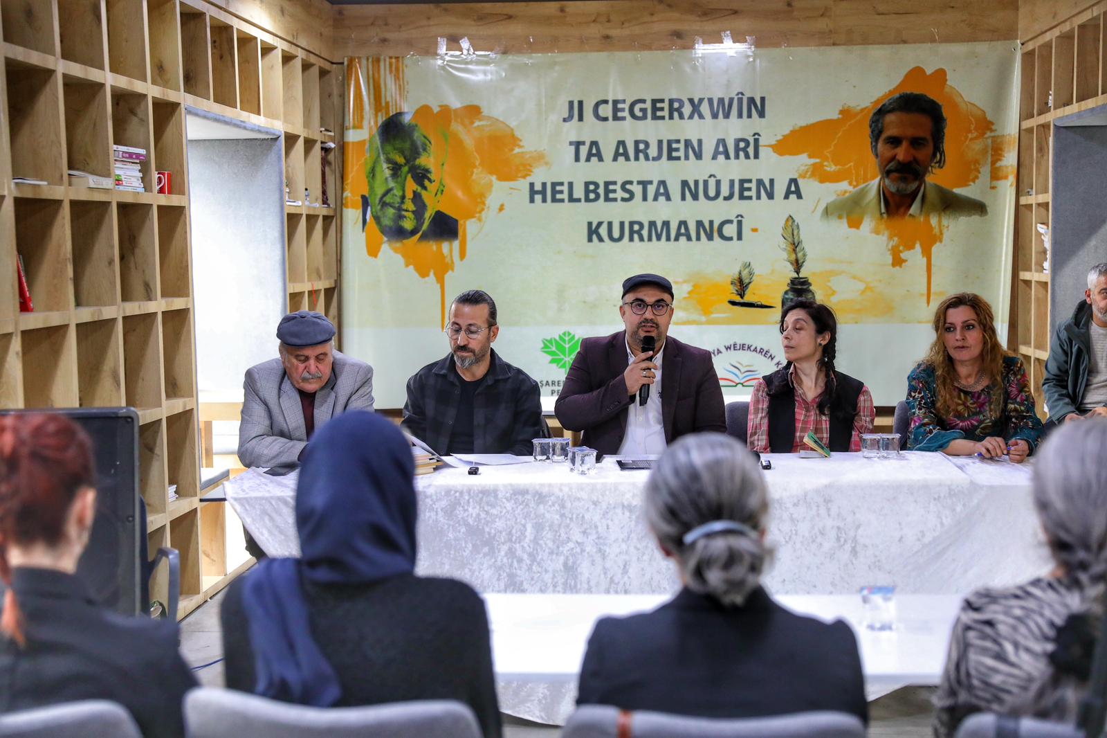 Cegerxwîn ve Arjen Arî, Şiir Dinletisiyle Anıldı