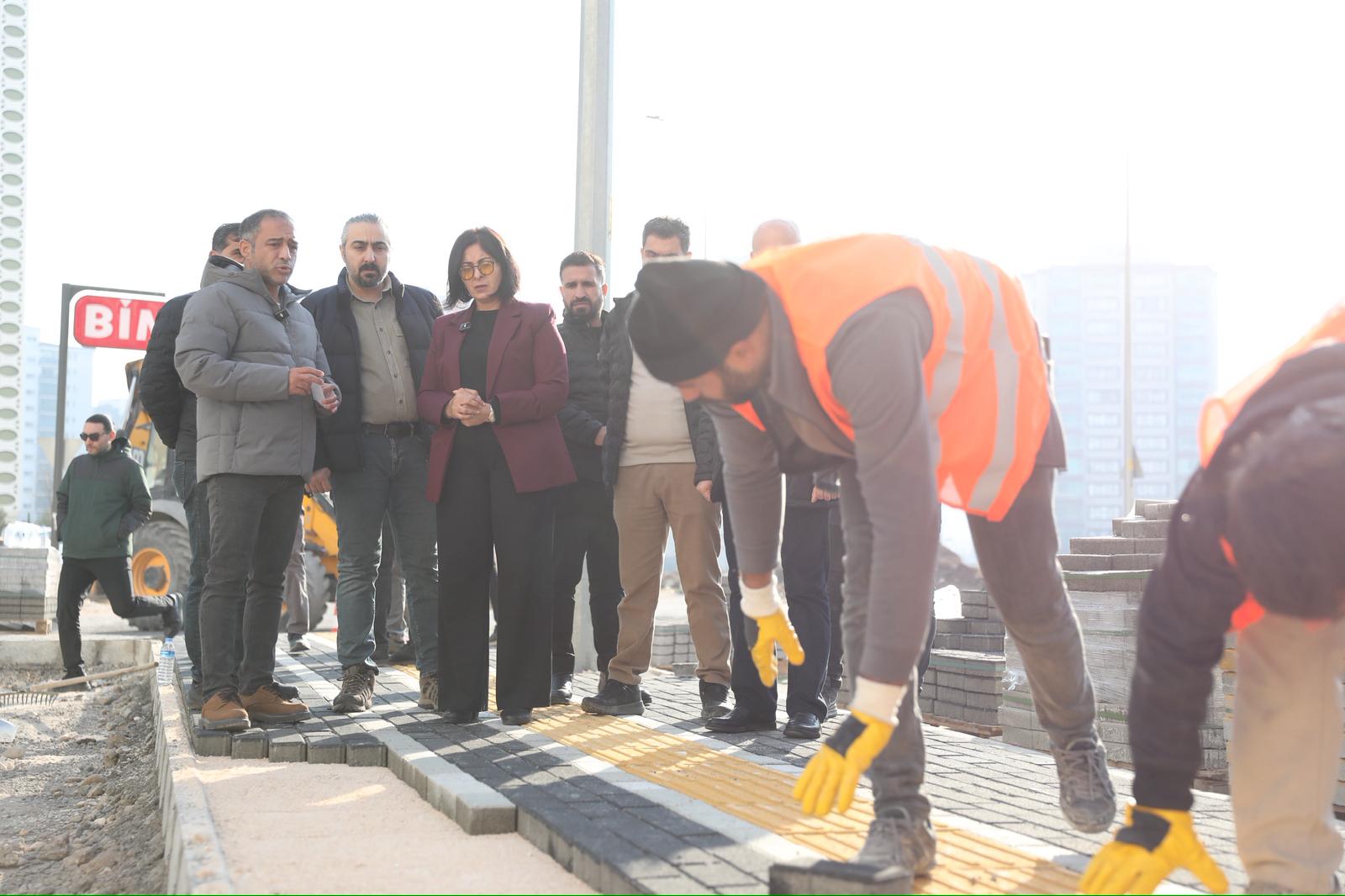 Kayapınar Belediyesi’nde 100 bin metrekare kaldırım çalışması