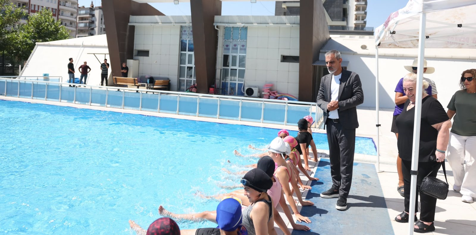 Kayapınar Belediyesi’nin 13740 kişiye ulaşan hizmeti 