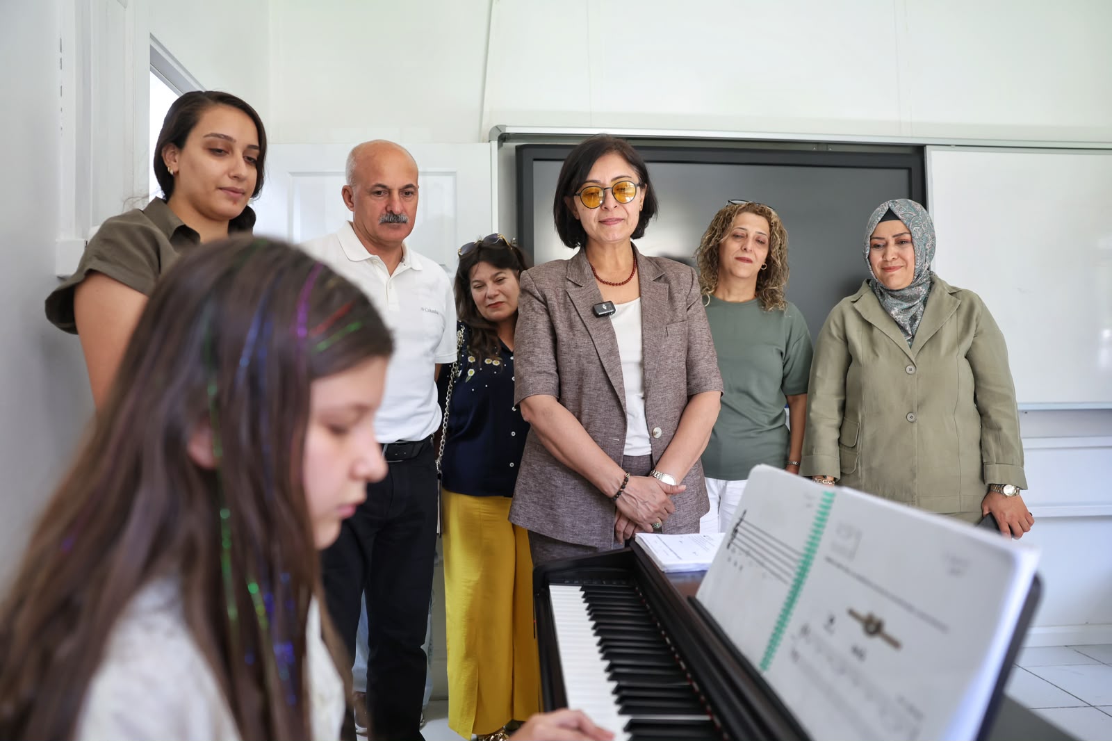 Eş Başkan Sincar’dan devri yapılan kurumlar için çağrı yaptı 