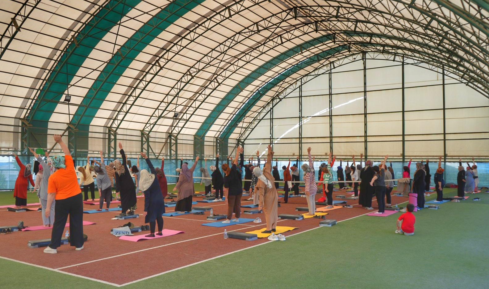  Kadınlar sabah sporunu sevdi 